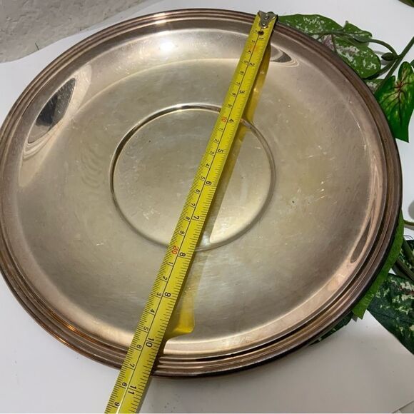 WM Rogers silver plated 921 plate 10.5” - Picture 4 of 5